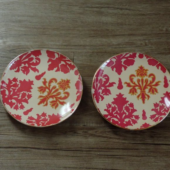 Tracy Reese Other - Tracy Reese | 2 Ceramic Dessert plates Gold Trim